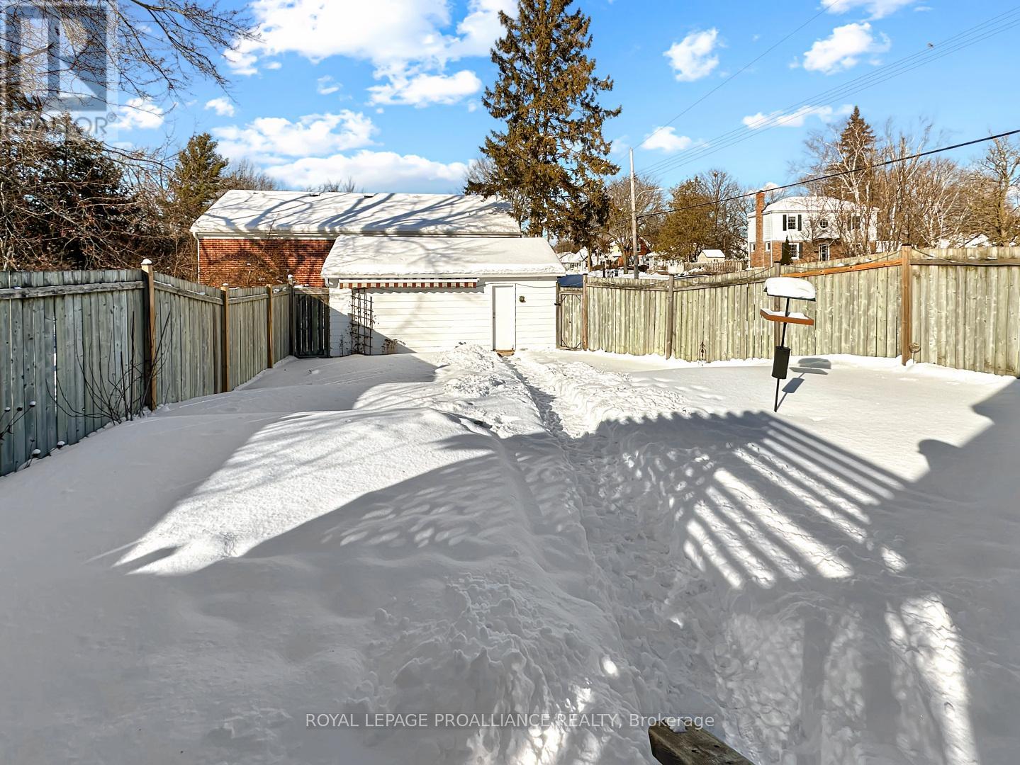 284 Victoria Avenue, Belleville, Ontario  K8N 2C7 - Photo 25 - X12721412