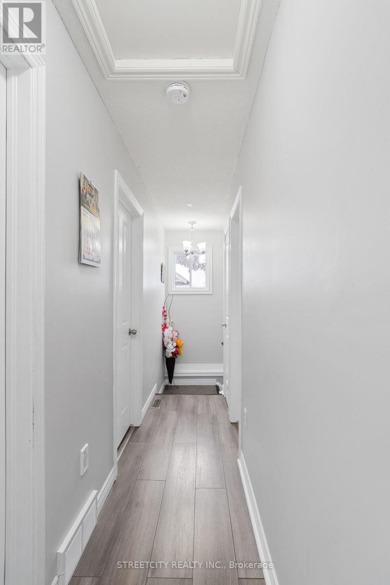 242 Colette Drive, London South, Ontario  N6E 3S8 - Photo 23 - X12721406