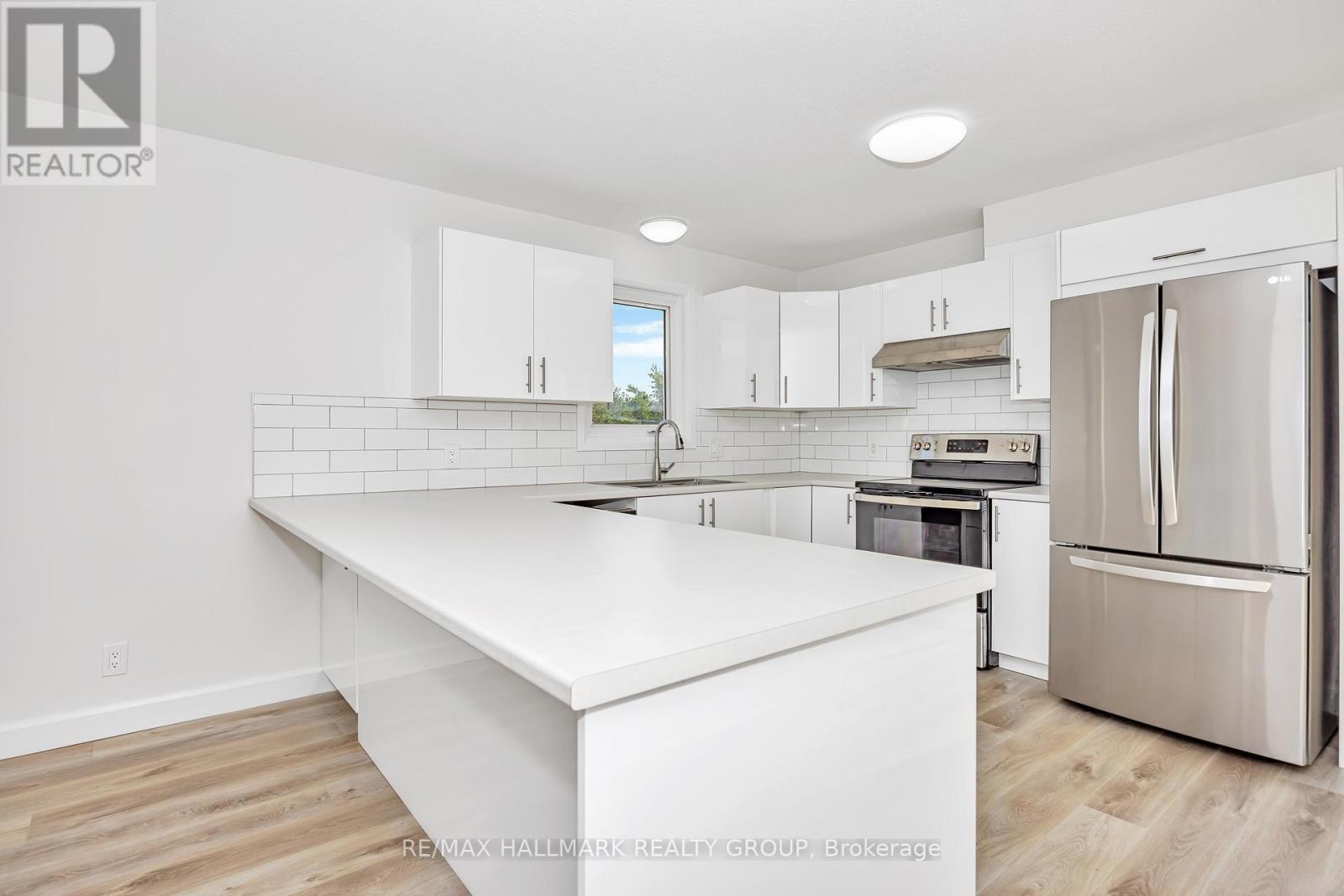 1938 Cox Country Road, Ottawa, Ontario K4C 1N8 - Photo 13 - X12721372