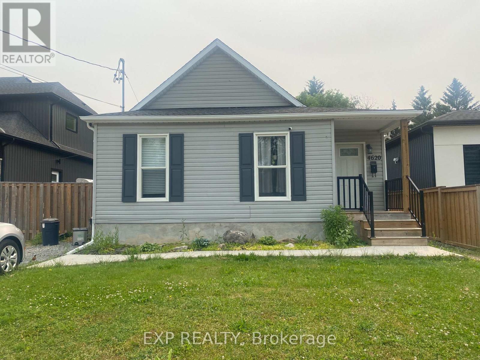 4620 Lee Avenue, Niagara Falls, Ontario  L2H 1M6 - Photo 1 - X12721274