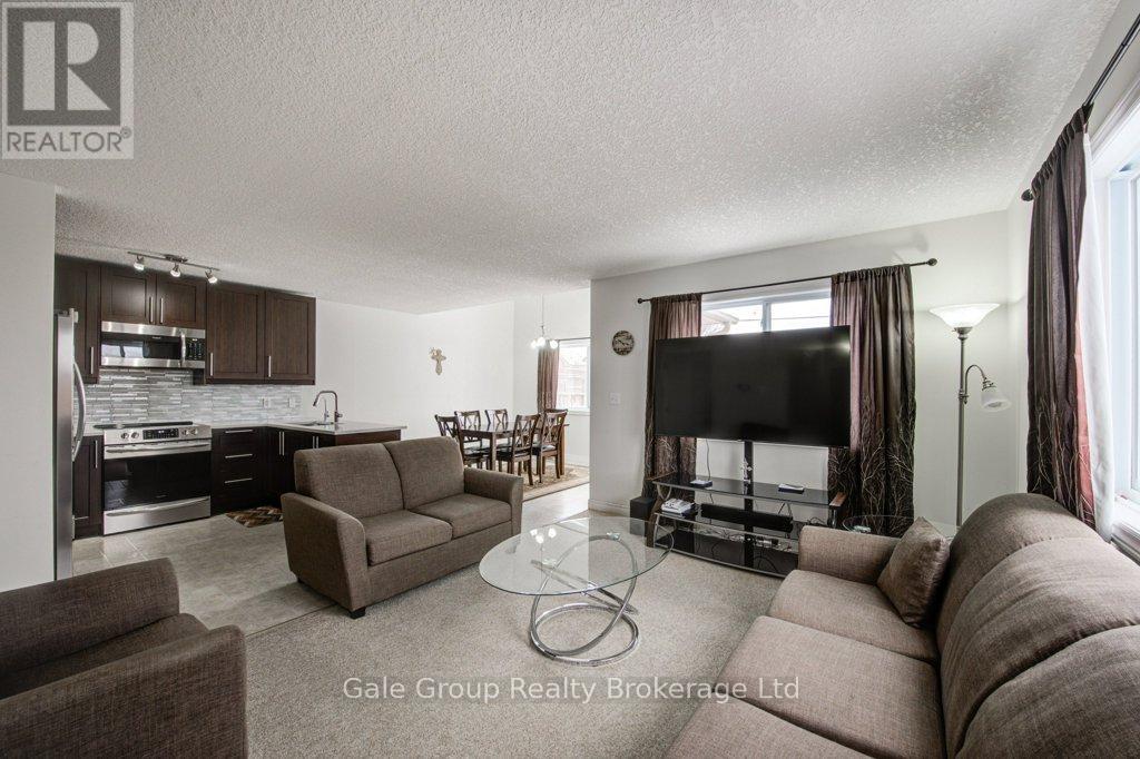 711 Southwood Way S, Woodstock, Ontario  N4V 1H5 - Photo 8 - X12721440