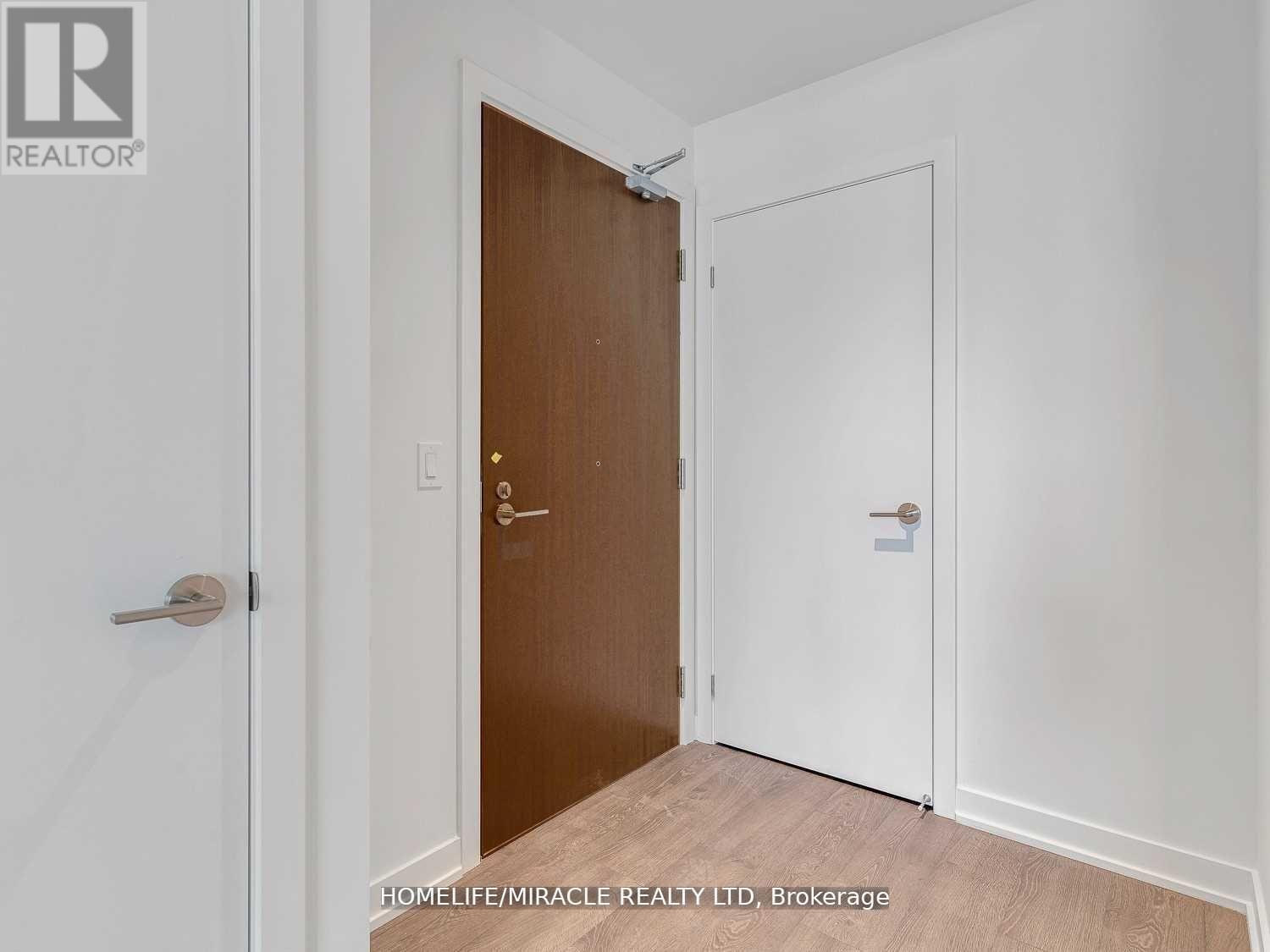 1701 - 1926 Lakeshore Boulevard, Toronto, Ontario  M6S 0B1 - Photo 9 - W12718570