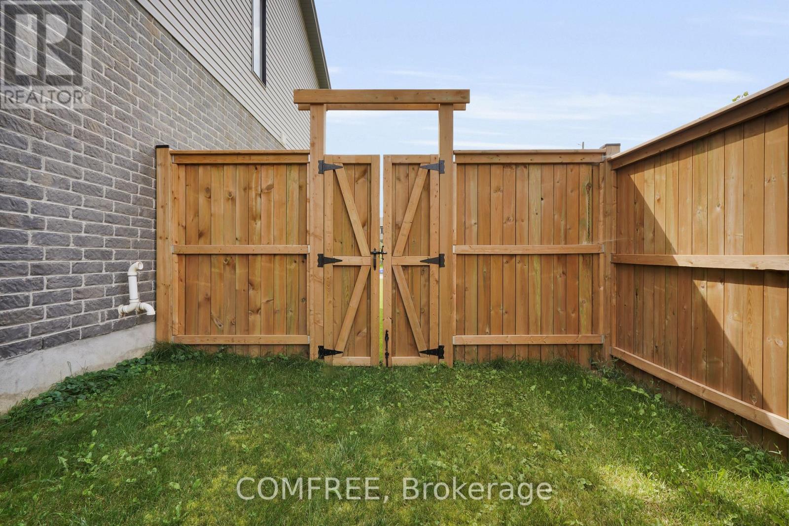 2221 Tribalwood Street, London North, Ontario  N6G 0R4 - Photo 38 - X12630392