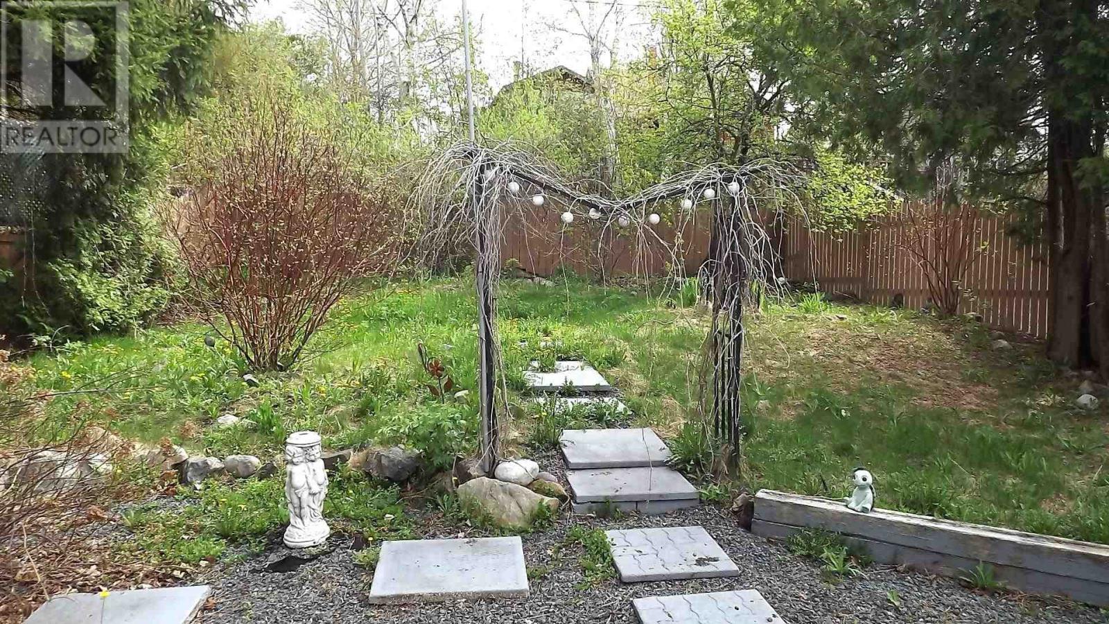 224 Hillside Dr S, Elliot Lake, Ontario  P5A 1N5 - Photo 23 - SM260152