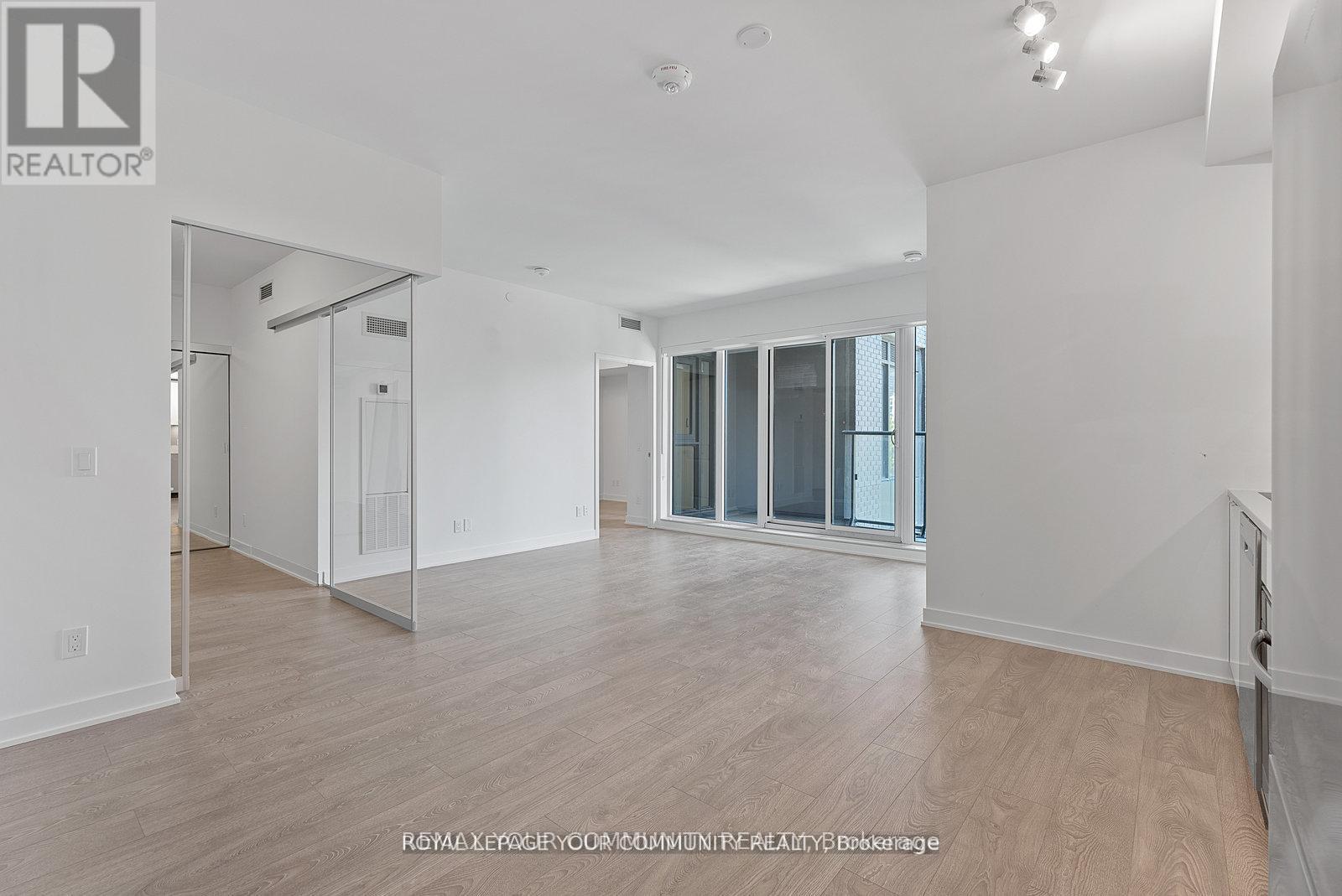 515 - 543 Richmond Street W, Toronto, Ontario  M5V 0W9 - Photo 2 - C12721232