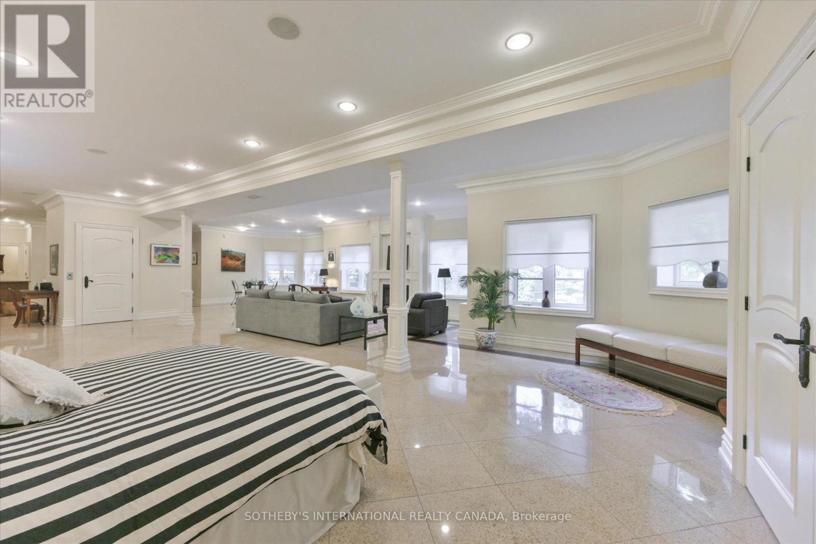 Suite 1 - 50 Old Yonge Street, Toronto, Ontario  M2P 1P7 - Photo 11 - C12721272