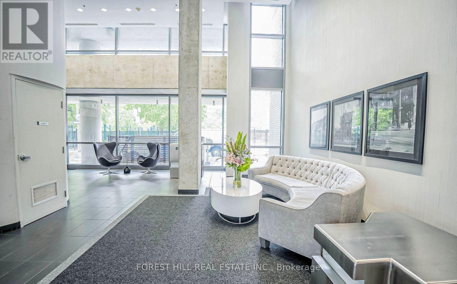 607 - 285 Mutual Street, Toronto, Ontario  M4Y 3C5 - Photo 2 - C12721326