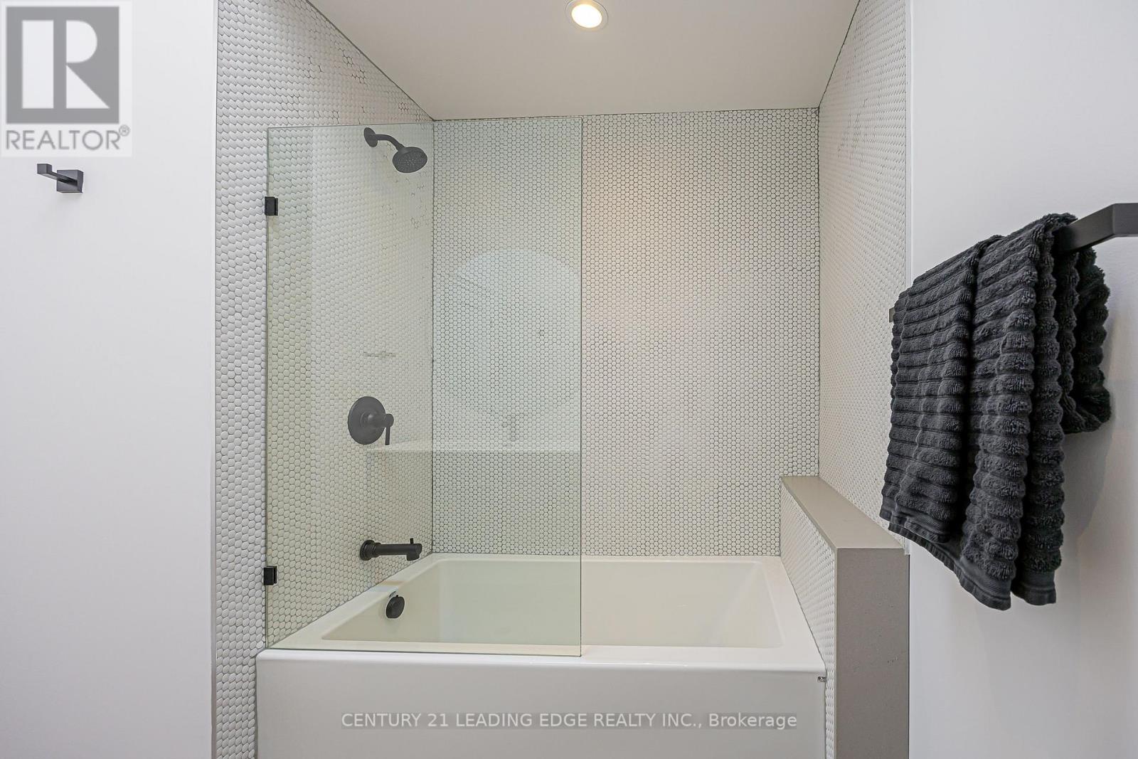 522 Woburn Avenue, Toronto, Ontario  M5M 1L9 - Photo 31 - C12721338