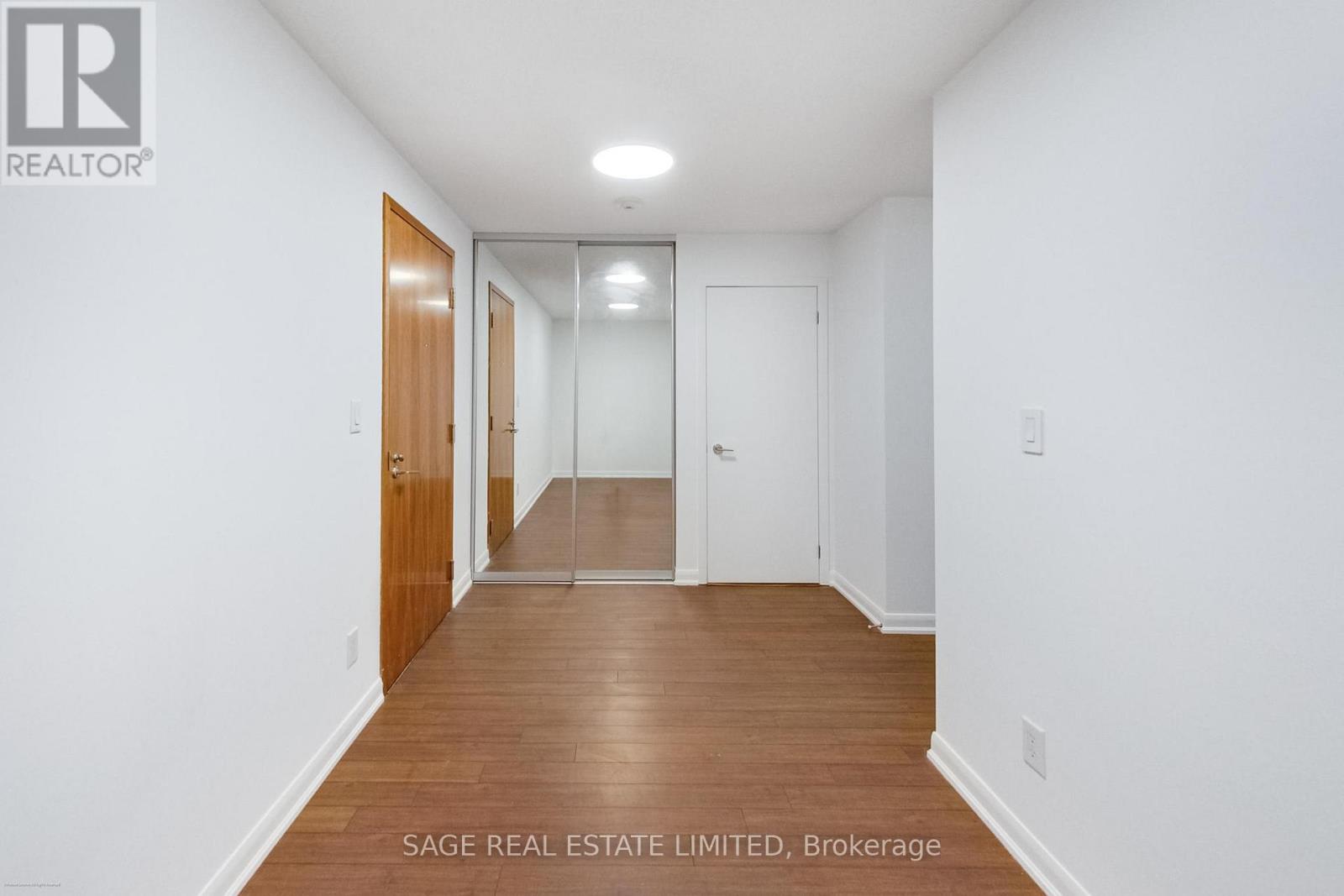 210 - 205 Frederick Street, Toronto, Ontario  M5A 1N2 - Photo 5 - C12721344