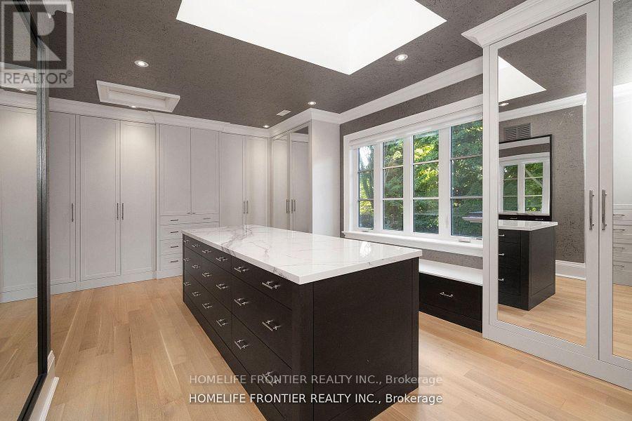 8 Vesta Drive, Toronto, Ontario  M5P 2Z5 - Photo 22 - C12721350