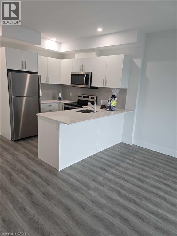 1000 Lackner Place Unit# 608, Kitchener, Ontario  N2A 0L9 - Photo 7 - 40799433