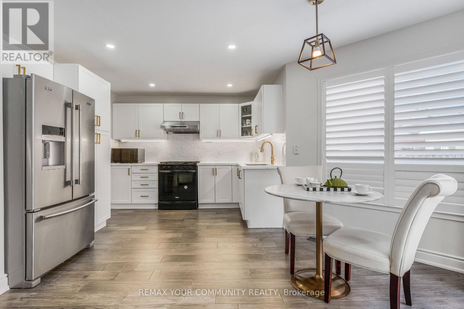 18 Nieuwendyk Street, Whitby, Ontario  L1P 1V4 - Photo 10 - E12721314