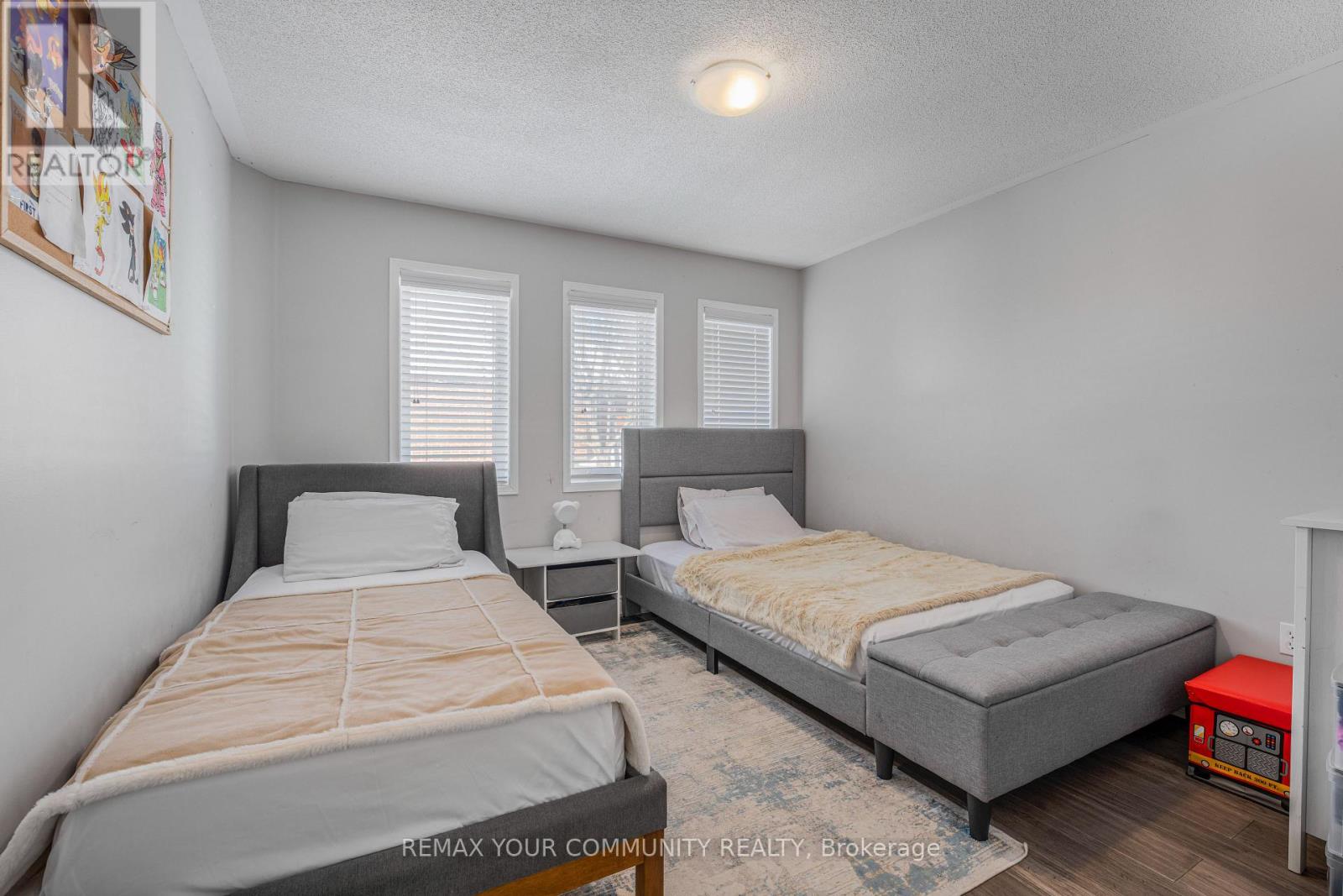 18 Nieuwendyk Street, Whitby, Ontario  L1P 1V4 - Photo 18 - E12721314