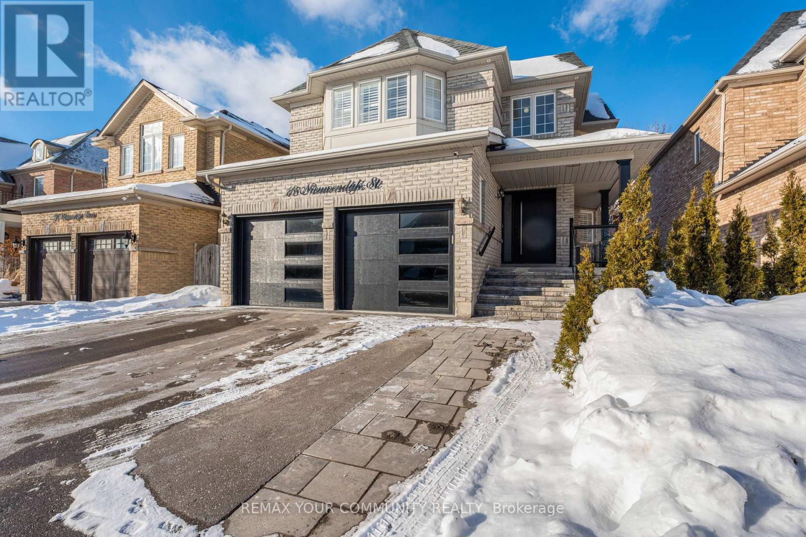 18 Nieuwendyk Street, Whitby, Ontario  L1P 1V4 - Photo 2 - E12721314