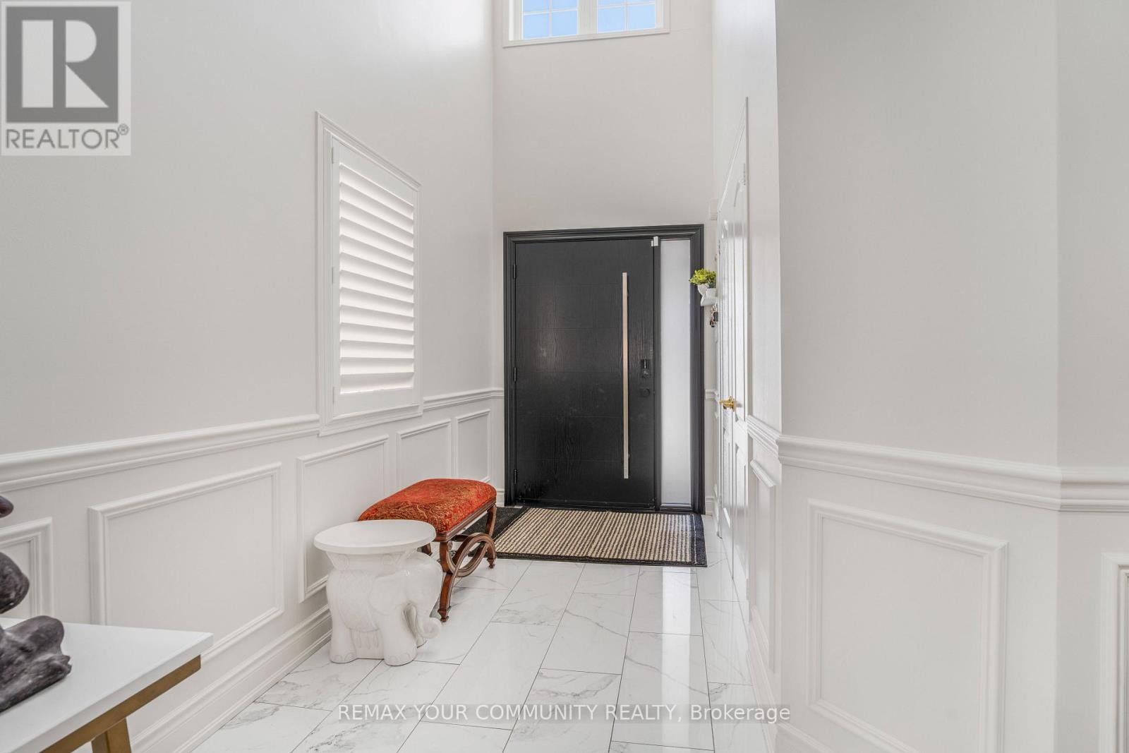 18 Nieuwendyk Street, Whitby, Ontario  L1P 1V4 - Photo 4 - E12721314