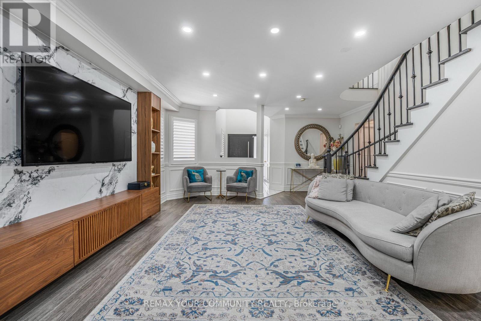 18 Nieuwendyk Street, Whitby, Ontario  L1P 1V4 - Photo 7 - E12721314