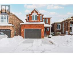 16 HIBBARD DRIVE, Ajax, Ontario