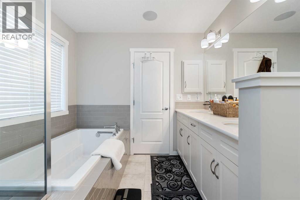 229 Kingsbury Close Se, Airdrie, Alberta  T4A 0R3 - Photo 23 - A2276558