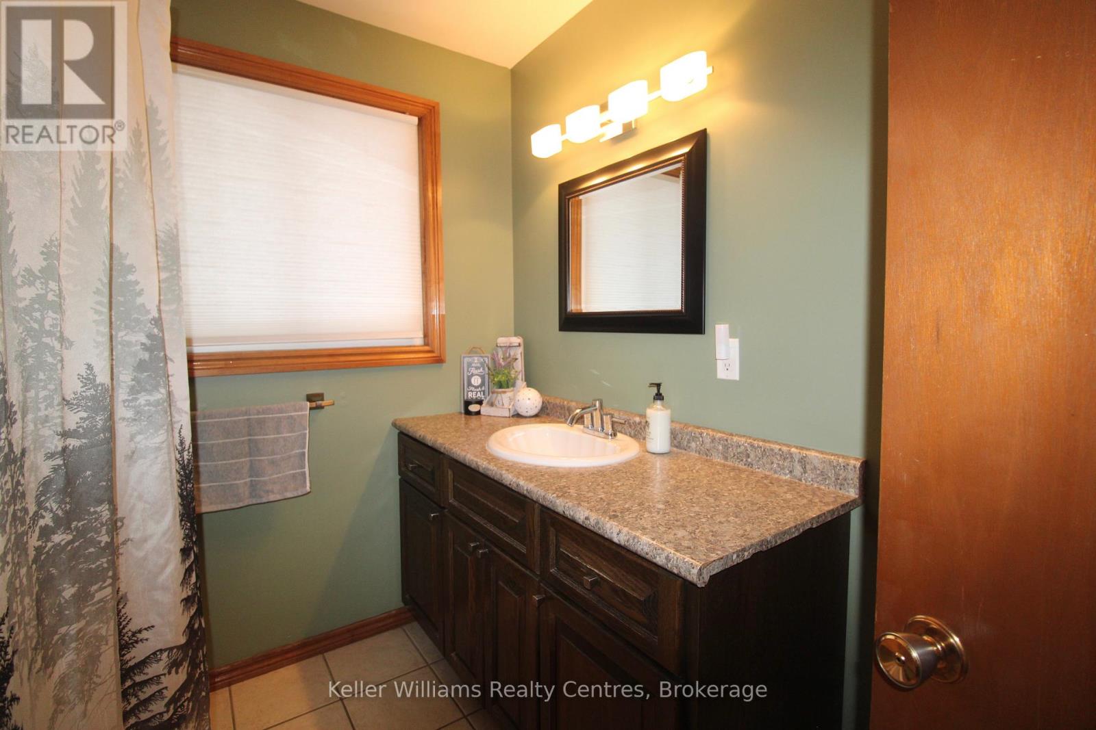 9 Union Street N, Brockton, Ontario  N0G 2V0 - Photo 24 - X12435555