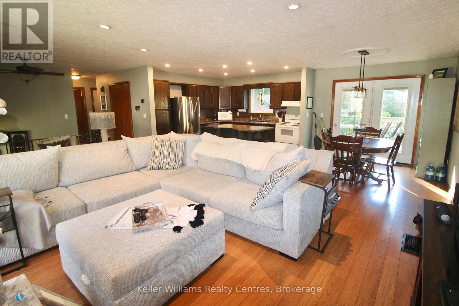 9 Union Street N, Brockton, Ontario  N0G 2V0 - Photo 16 - X12435555