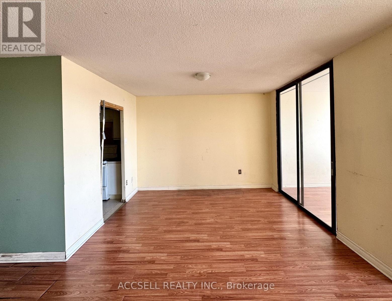 1107 - 75 Emmett Avenue, Toronto, Ontario  M6M 5A7 - Photo 6 - W12720456