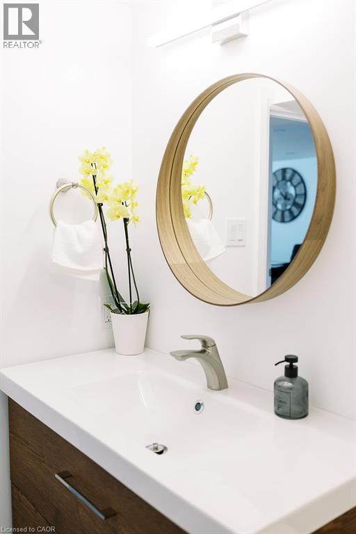 261 Belmont Avenue W Unit# B, Kitchener, Ontario  N2M 1M3 - Photo 13 - 40800104