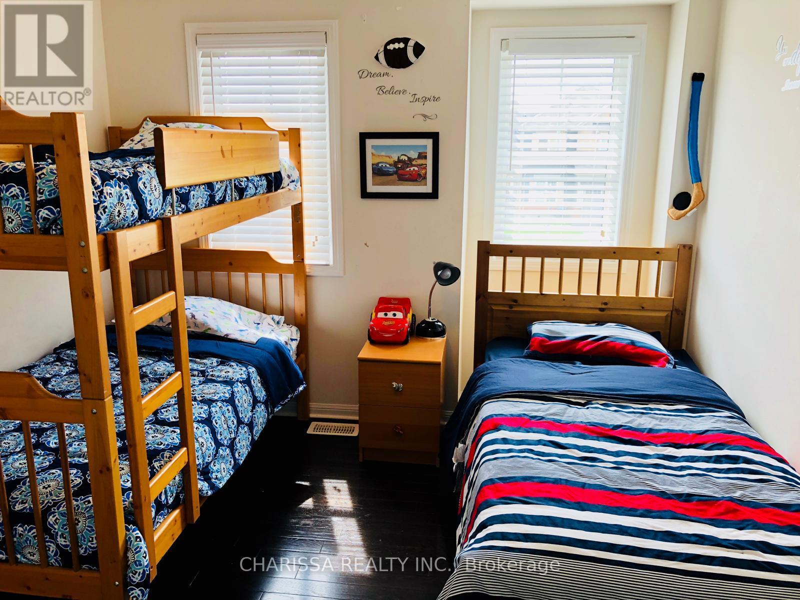 945 Farmstead Drive, Milton, Ontario  L9T 8H9 - Photo 25 - W12721252