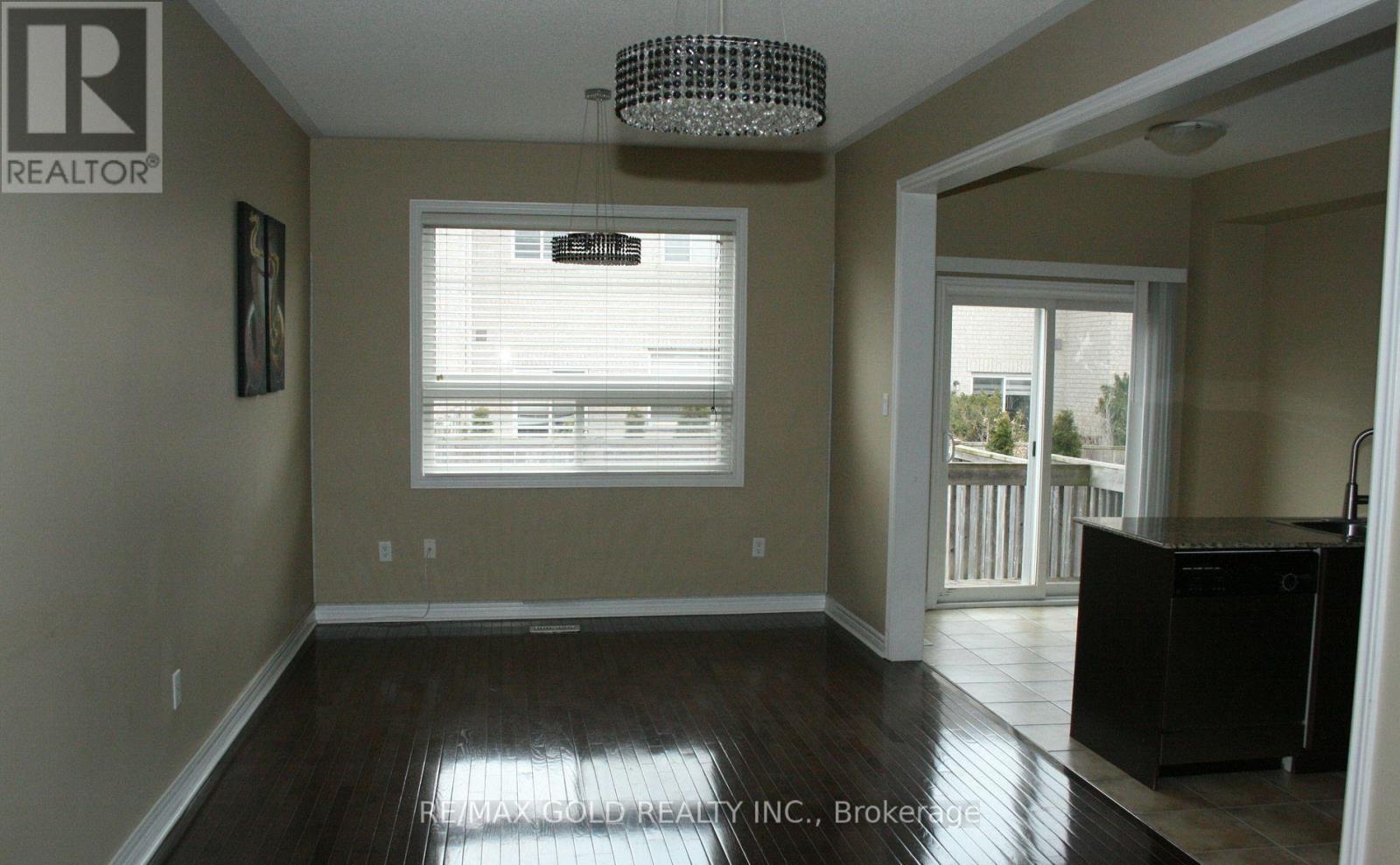 2406 Old Brompton Way, Oakville, Ontario  L6M 0J3 - Photo 8 - W12721268