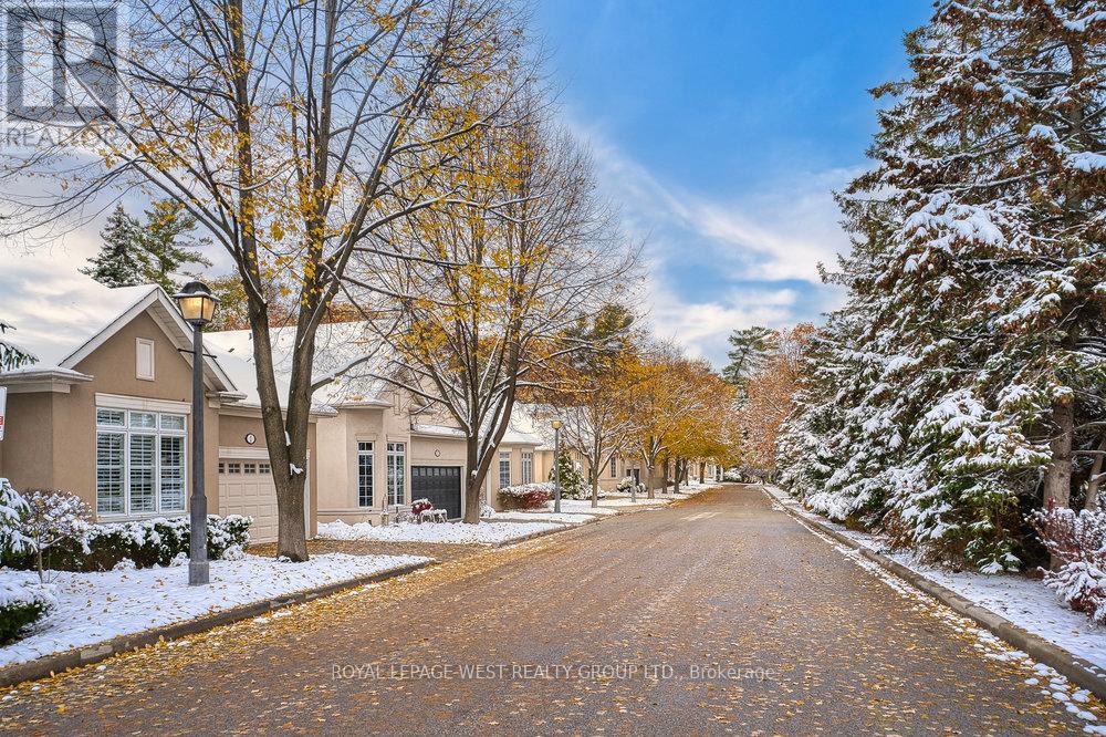 8 - 1205 Clarkson Road N, Mississauga, Ontario  L5J 2W1 - Photo 5 - W12721280