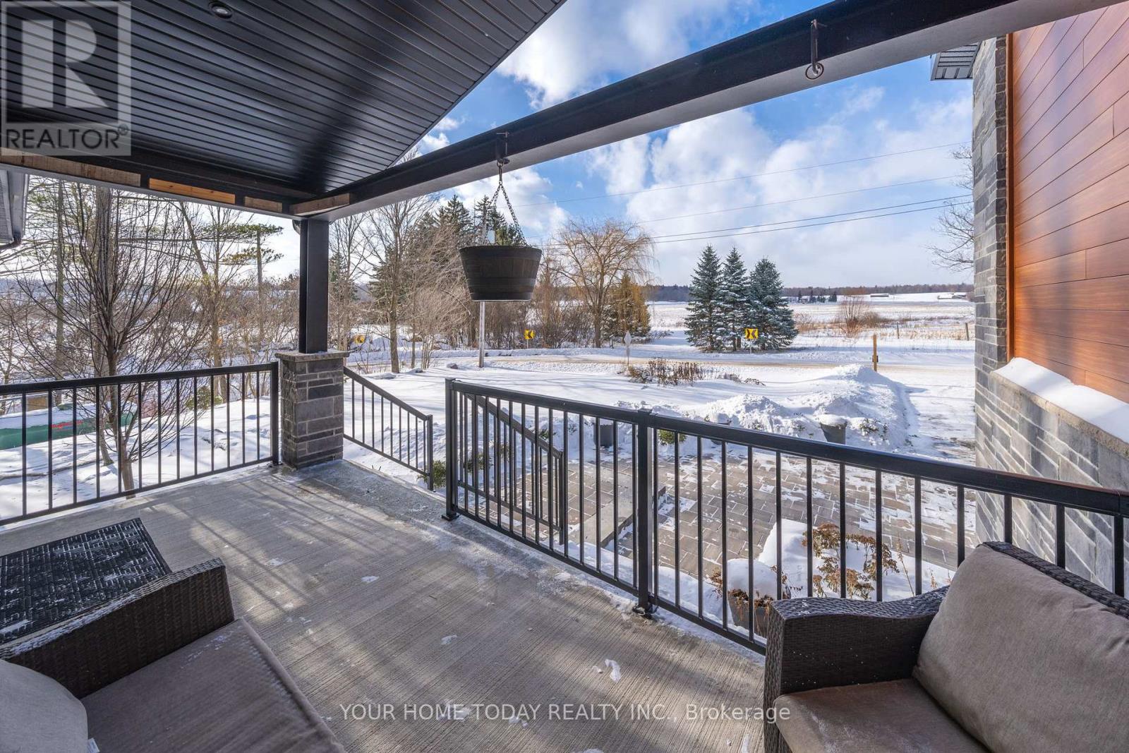 10735 Third Line, Halton Hills, Ontario  L9T 2X9 - Photo 4 - W12721282