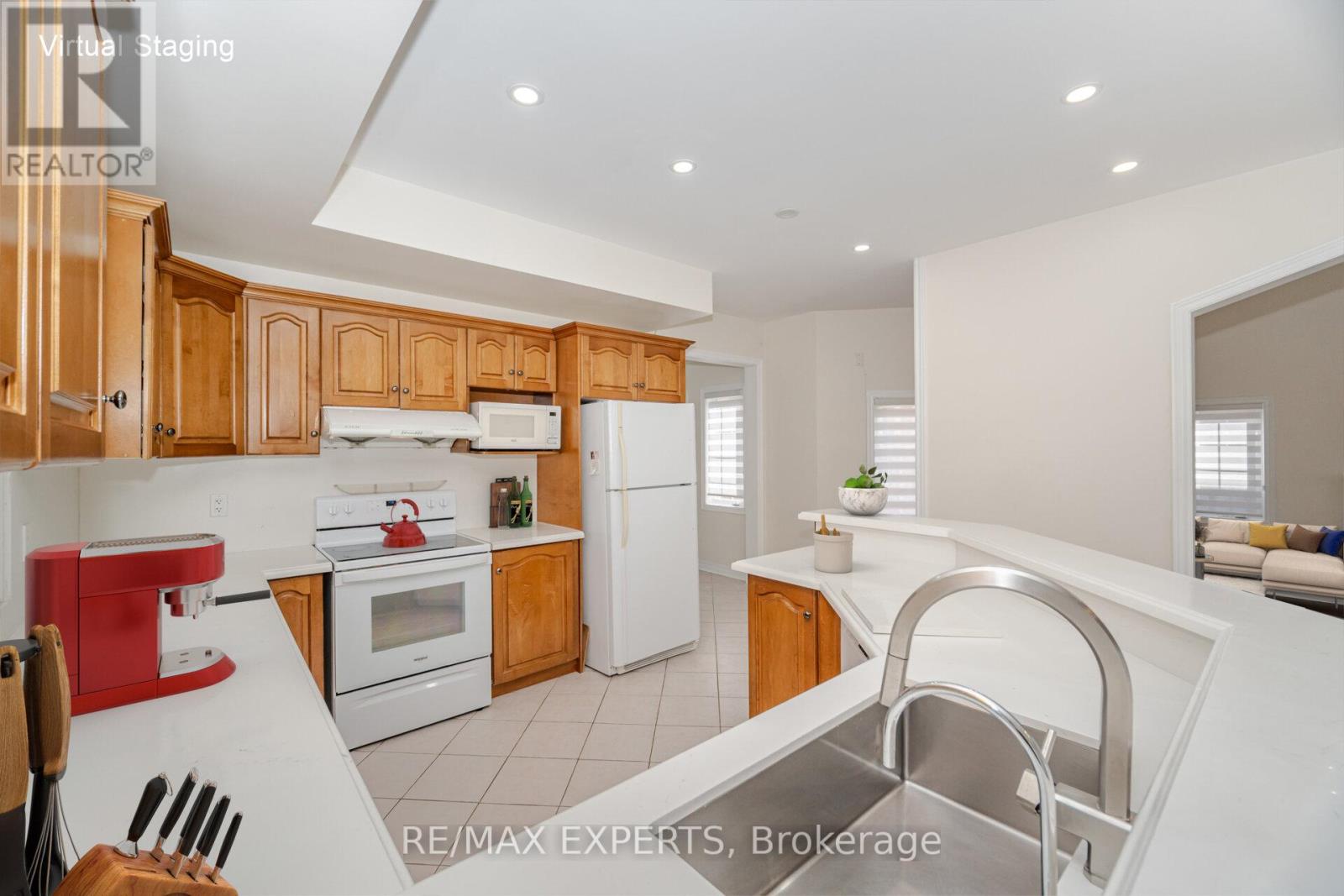 5 Hillside Drive, Brampton, Ontario  L6S 0B7 - Photo 17 - W12721288