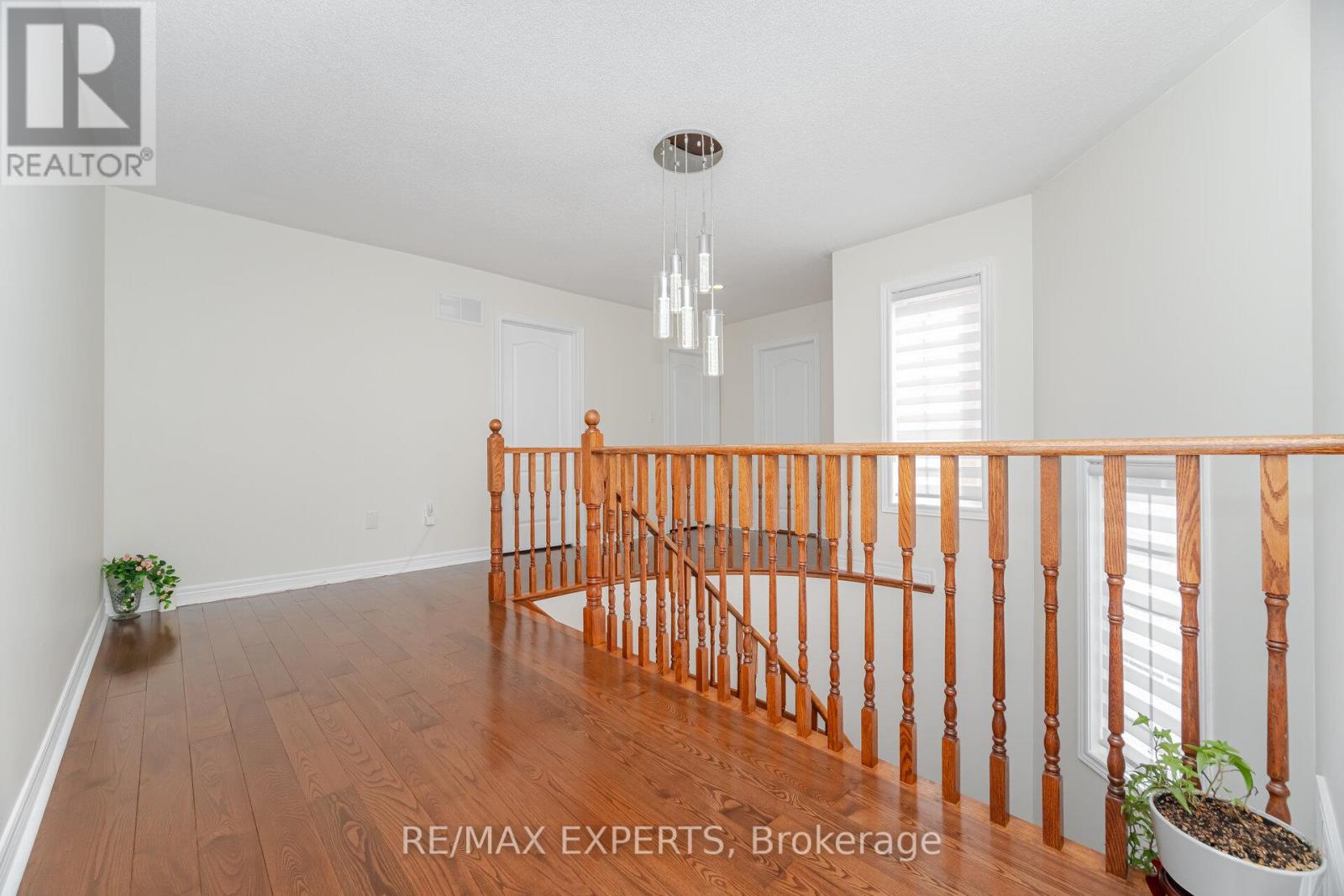 5 Hillside Drive, Brampton, Ontario  L6S 0B7 - Photo 23 - W12721288