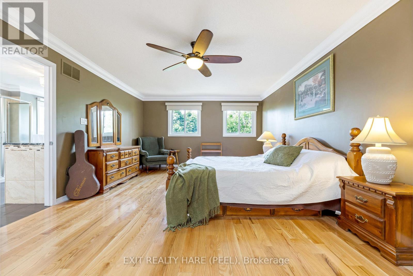 6 Stonegate Drive, Brampton, Ontario  L6Z 3L7 - Photo 12 - W12721292