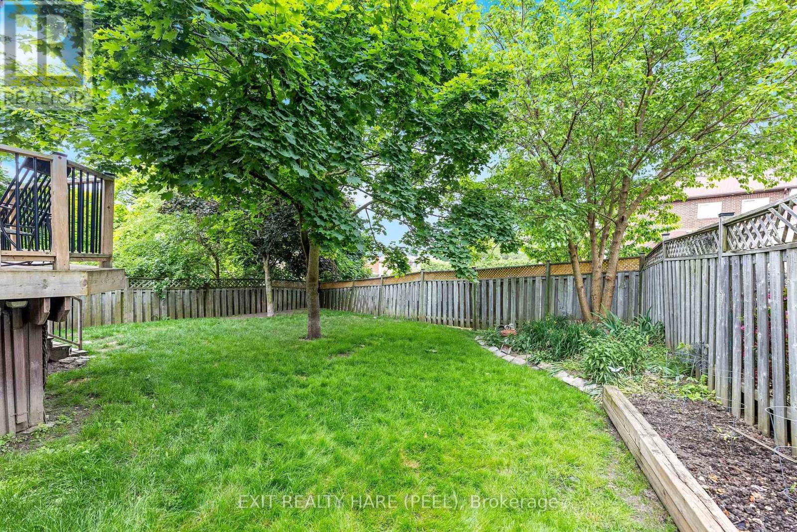 6 Stonegate Drive, Brampton, Ontario  L6Z 3L7 - Photo 18 - W12721292