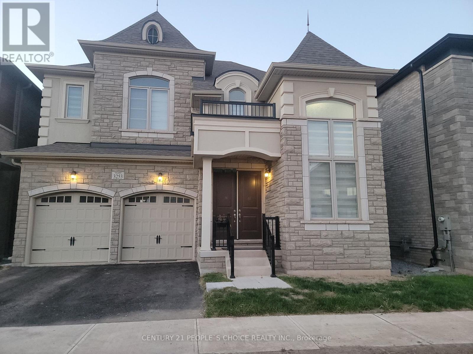 3253 DOVE DRIVE, Oakville, Ontario
