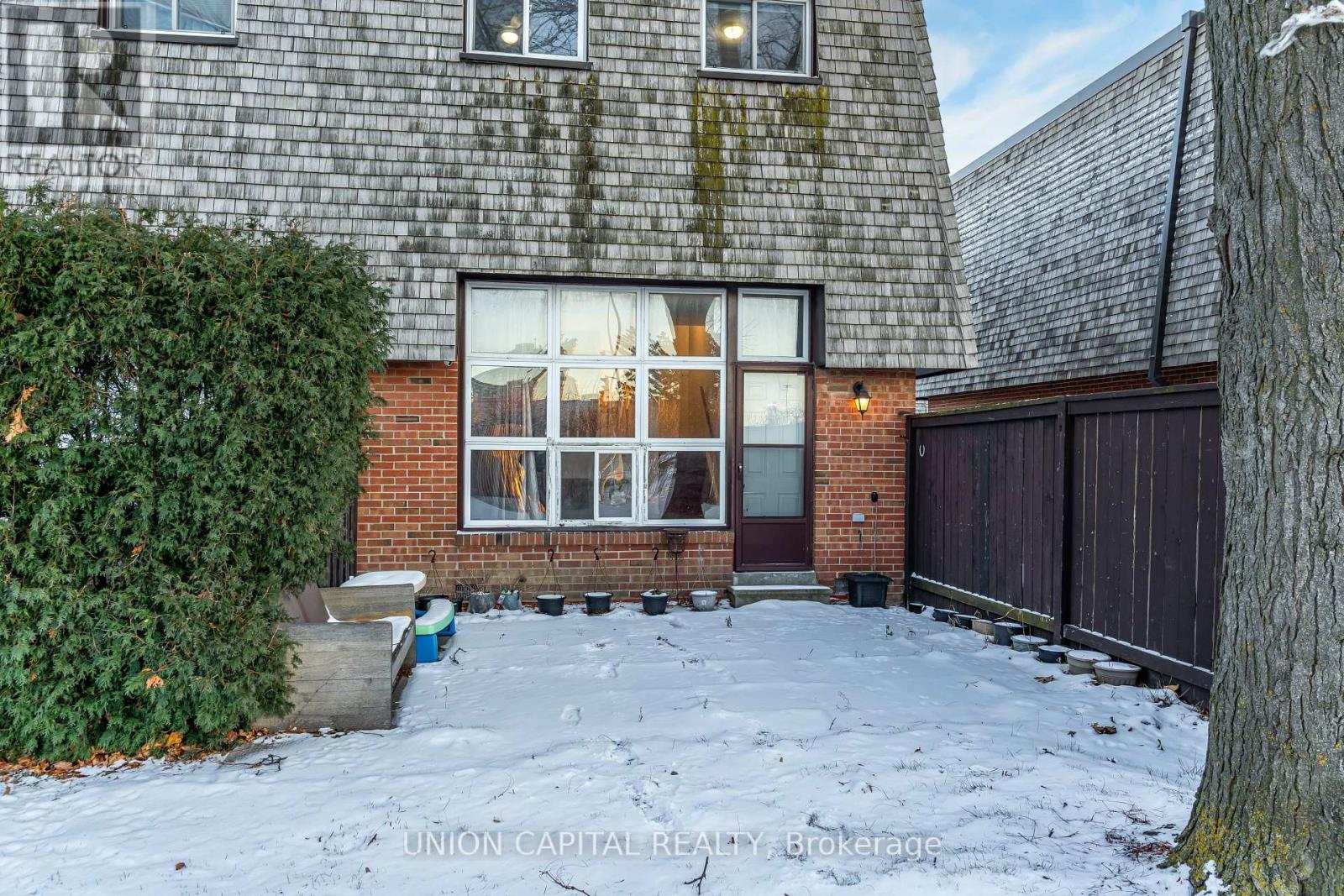 9 Briar Path, Brampton, Ontario  L6T 2A2 - Photo 38 - W12721368