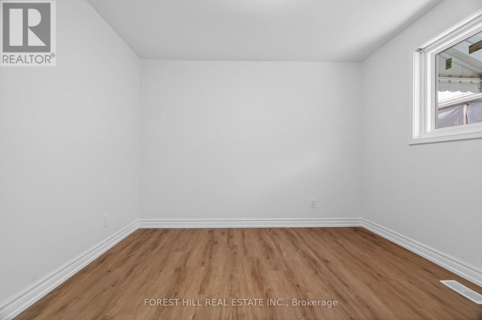 81 Taysham Crescent, Toronto, Ontario  M9V 1X1 - Photo 23 - W12721376