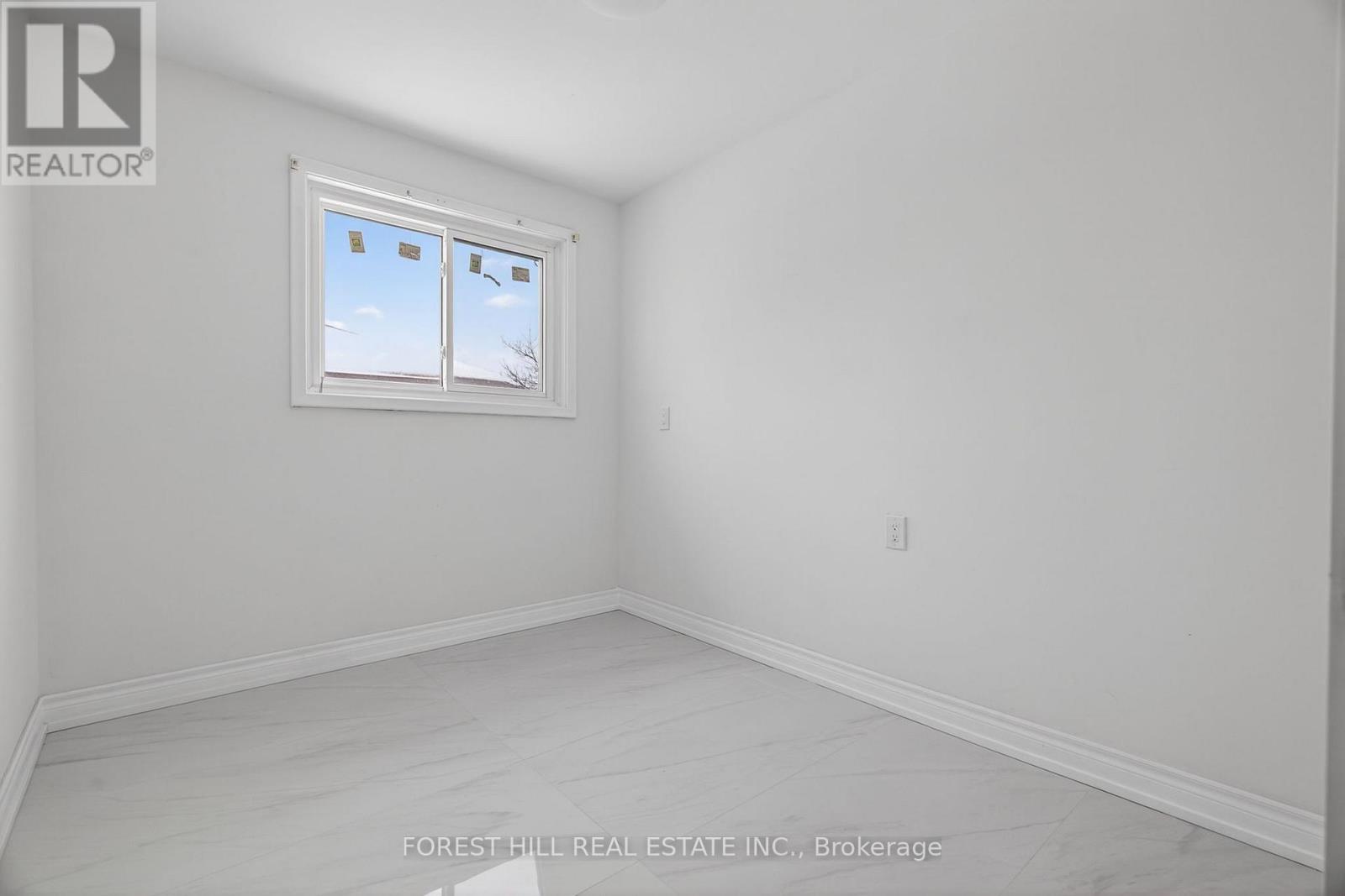 81 Taysham Crescent, Toronto, Ontario  M9V 1X1 - Photo 25 - W12721376