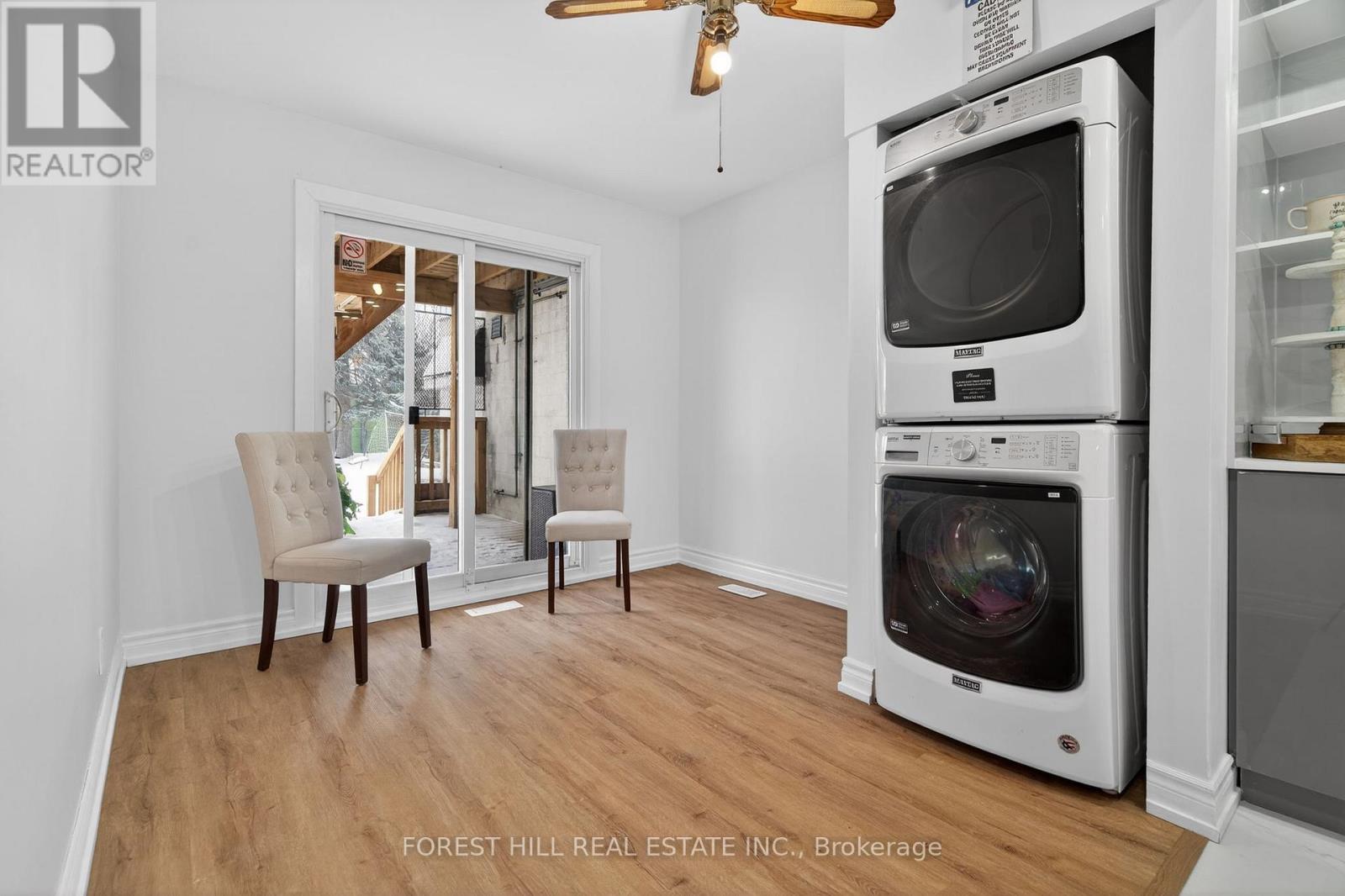 81 Taysham Crescent, Toronto, Ontario  M9V 1X1 - Photo 8 - W12721376