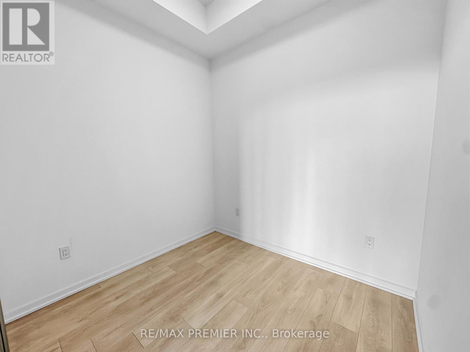 1002 - 1285 Dupont Street, Toronto, Ontario  M6H 0E3 - Photo 11 - W12721384