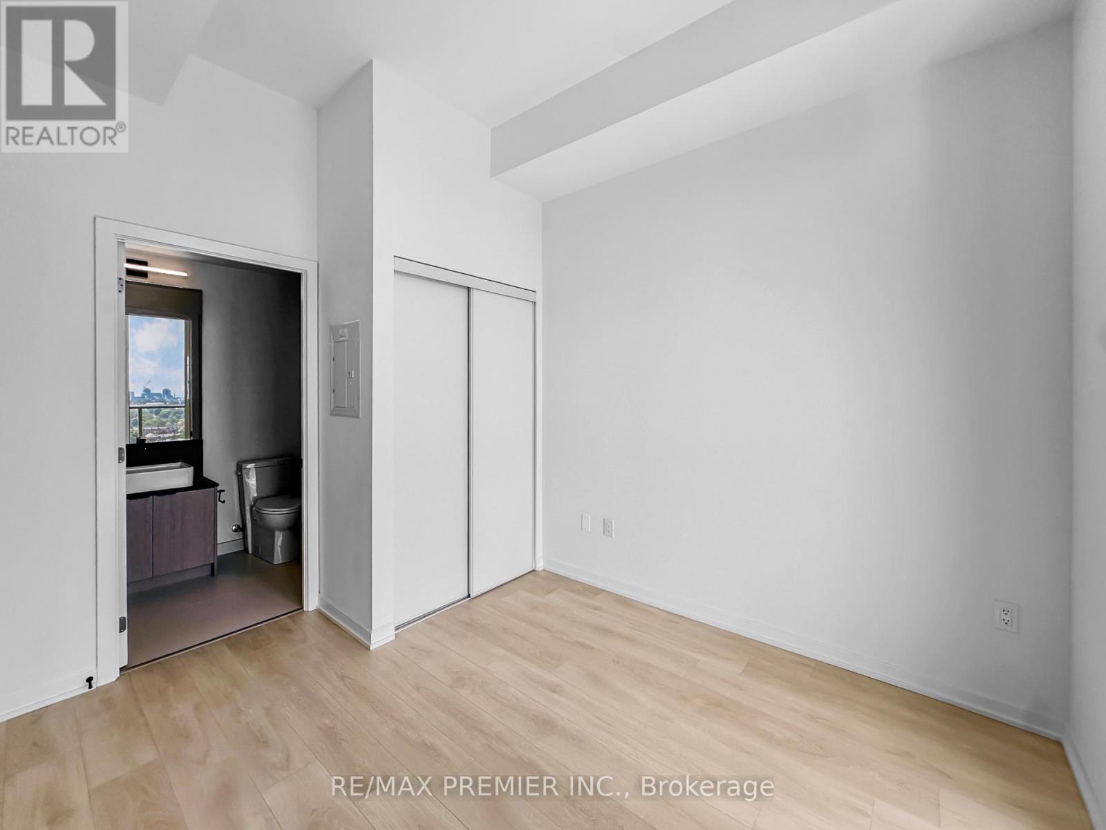 1002 - 1285 Dupont Street, Toronto, Ontario  M6H 0E3 - Photo 8 - W12721384