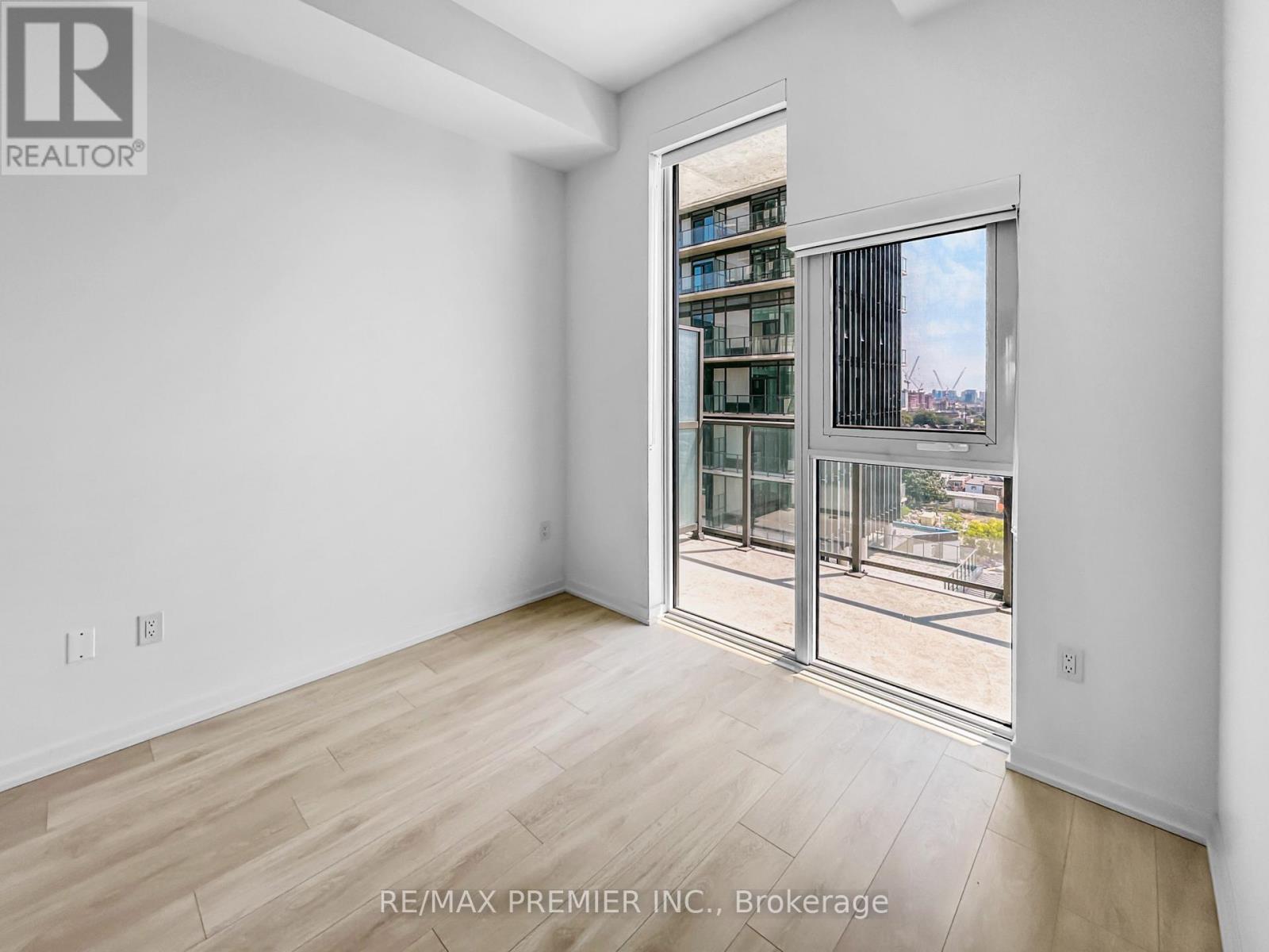 1002 - 1285 Dupont Street, Toronto, Ontario  M6H 0E3 - Photo 9 - W12721384