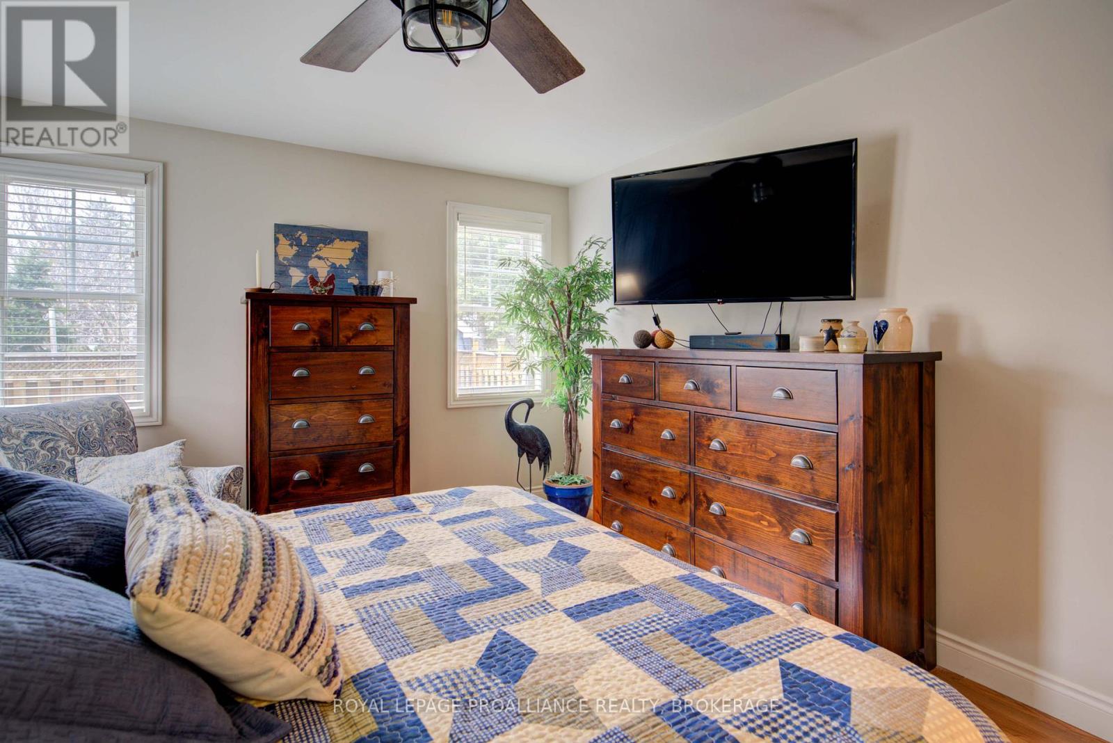 1086 Prince Street, Lansdowne Village, Ontario K0E 1L0 - Photo 30 - X12481385