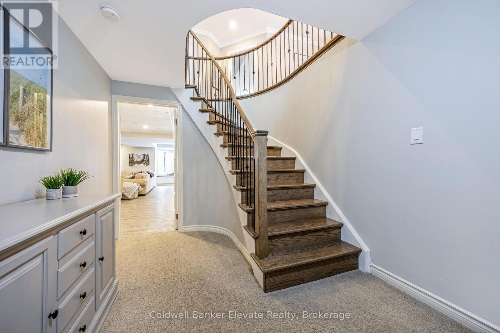 43 Newman Place, Halton Hills, Ontario  L7G 6A6 - Photo 29 - W12721390