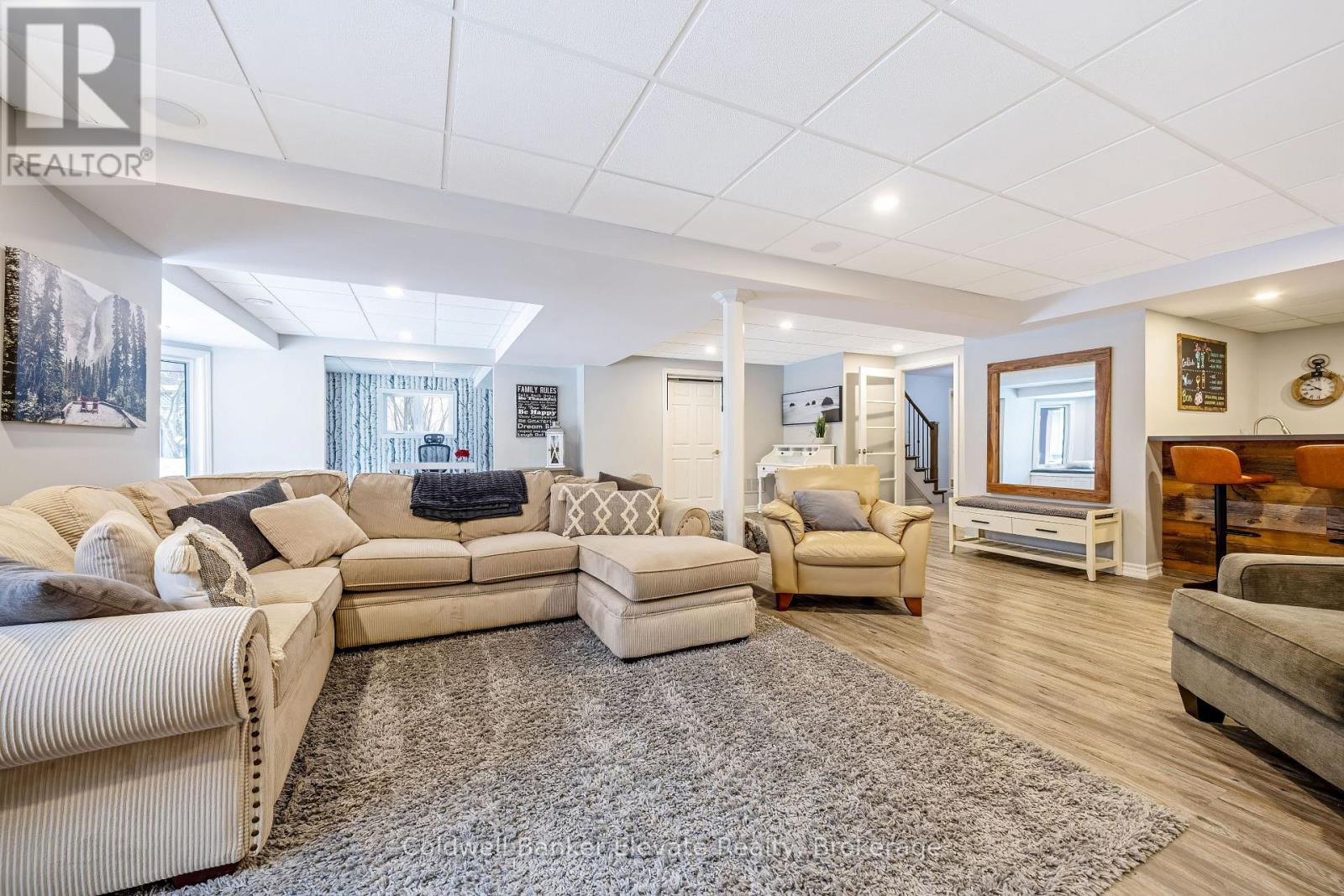 43 Newman Place, Halton Hills, Ontario  L7G 6A6 - Photo 32 - W12721390