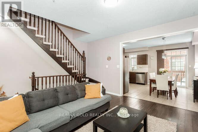 23 Jersey Lane, Halton Hills, Ontario  L7G 0H2 - Photo 12 - W12721416