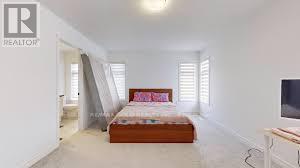 52 Keppel Circle, Brampton, Ontario  L7A 5L1 - Photo 10 - W12721422