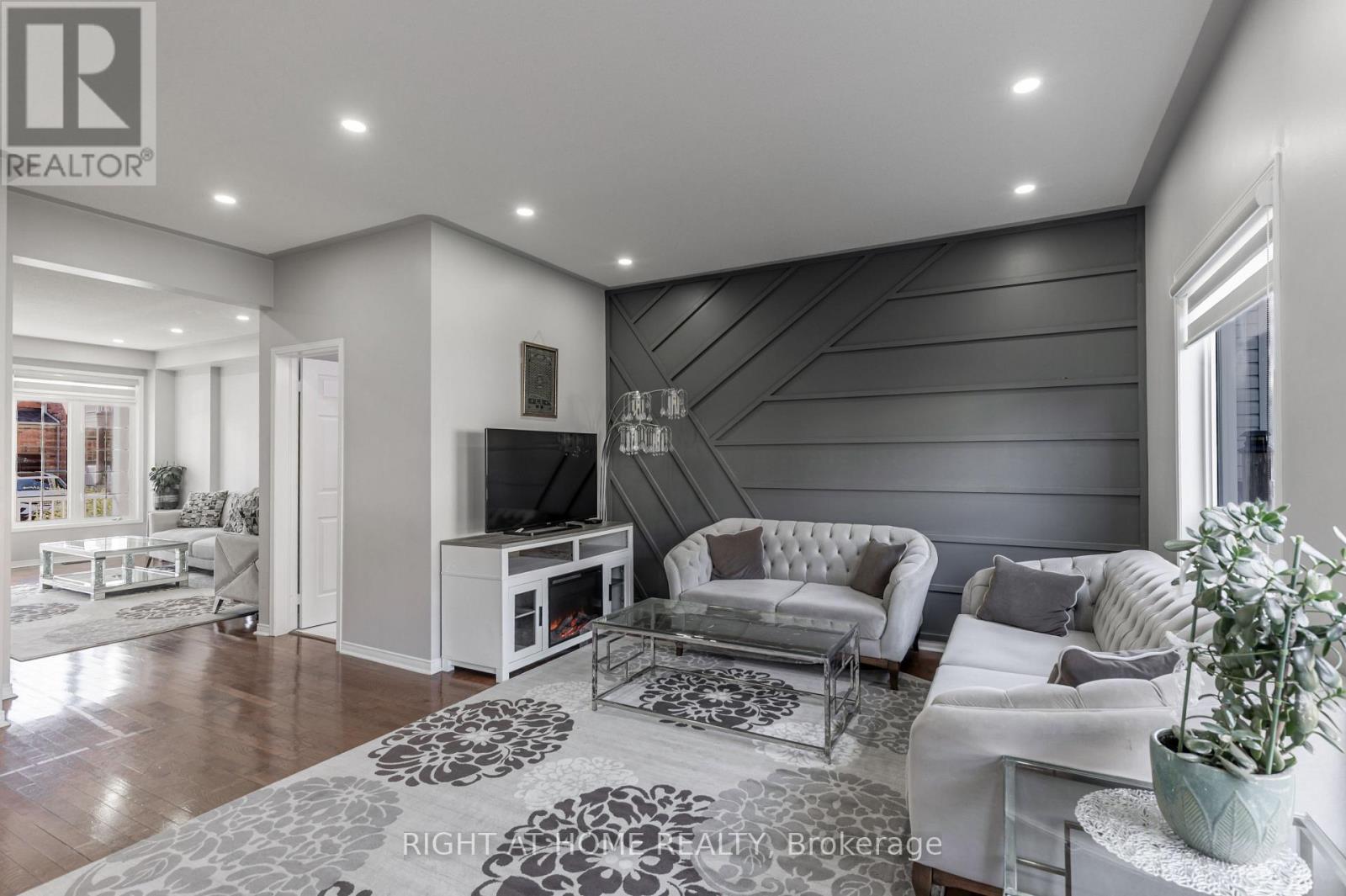 1107 Bonin Crescent, Milton, Ontario  L9T 0B2 - Photo 9 - W12721430