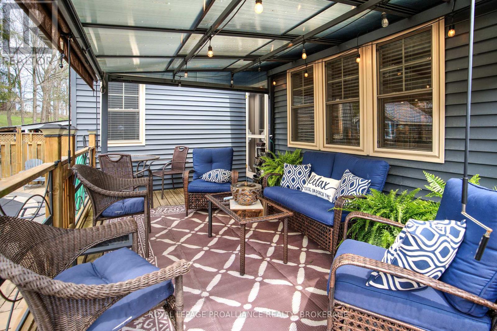 1086 Prince Street, Lansdowne Village, Ontario K0E 1L0 - Photo 9 - X12481385