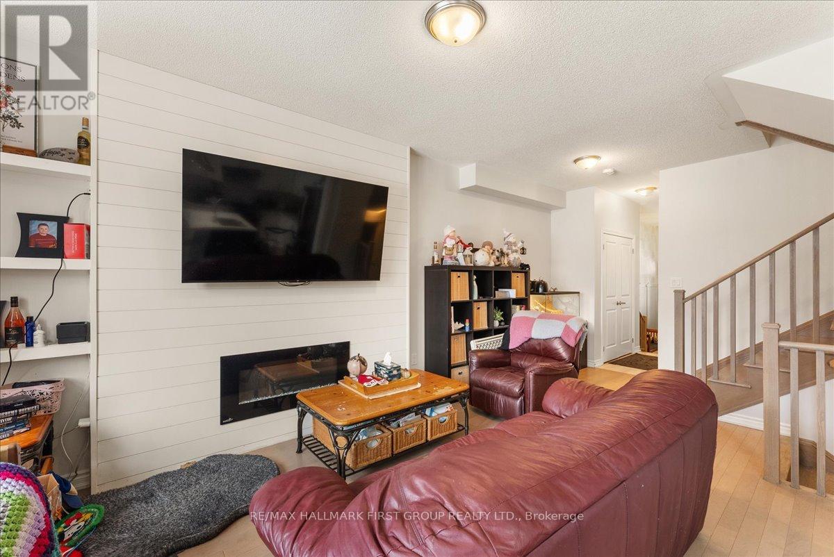 20 Northhill Avenue, Cavan Monaghan, Ontario  L0A 1G0 - Photo 7 - X12721228